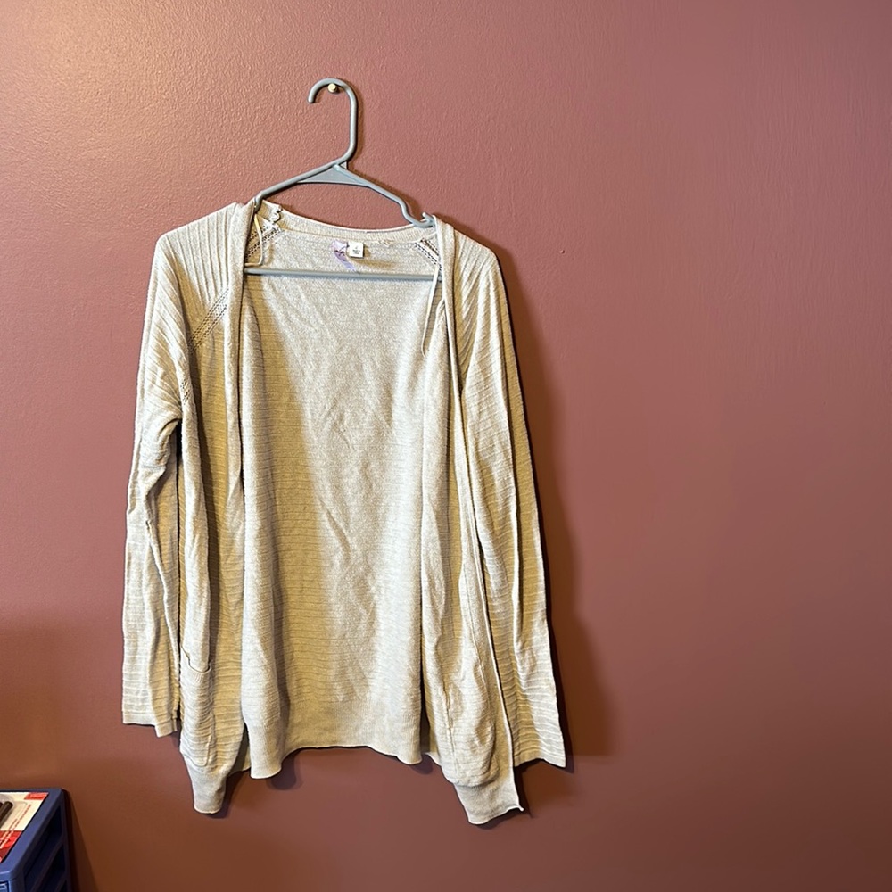 Knitted loose sweater